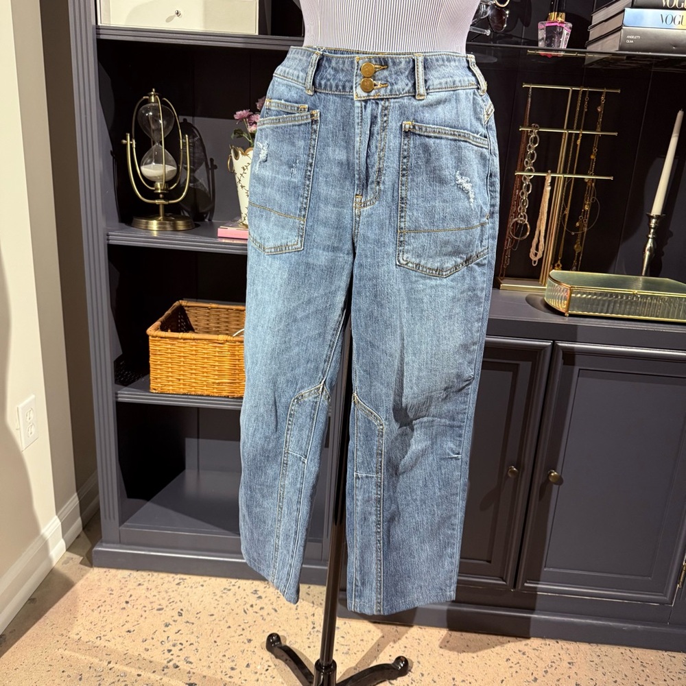 Pilcro The Wanderer Relaxed Patch Pocket Jeans – Size 24P - Picture 3 of 15